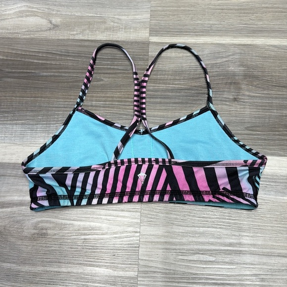 🏴Lululemon Ivivva sports bra size 12 girls - Picture 4 of 6